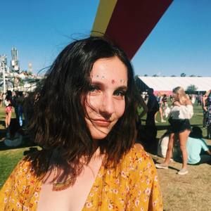 Meet your Posher, Hayley